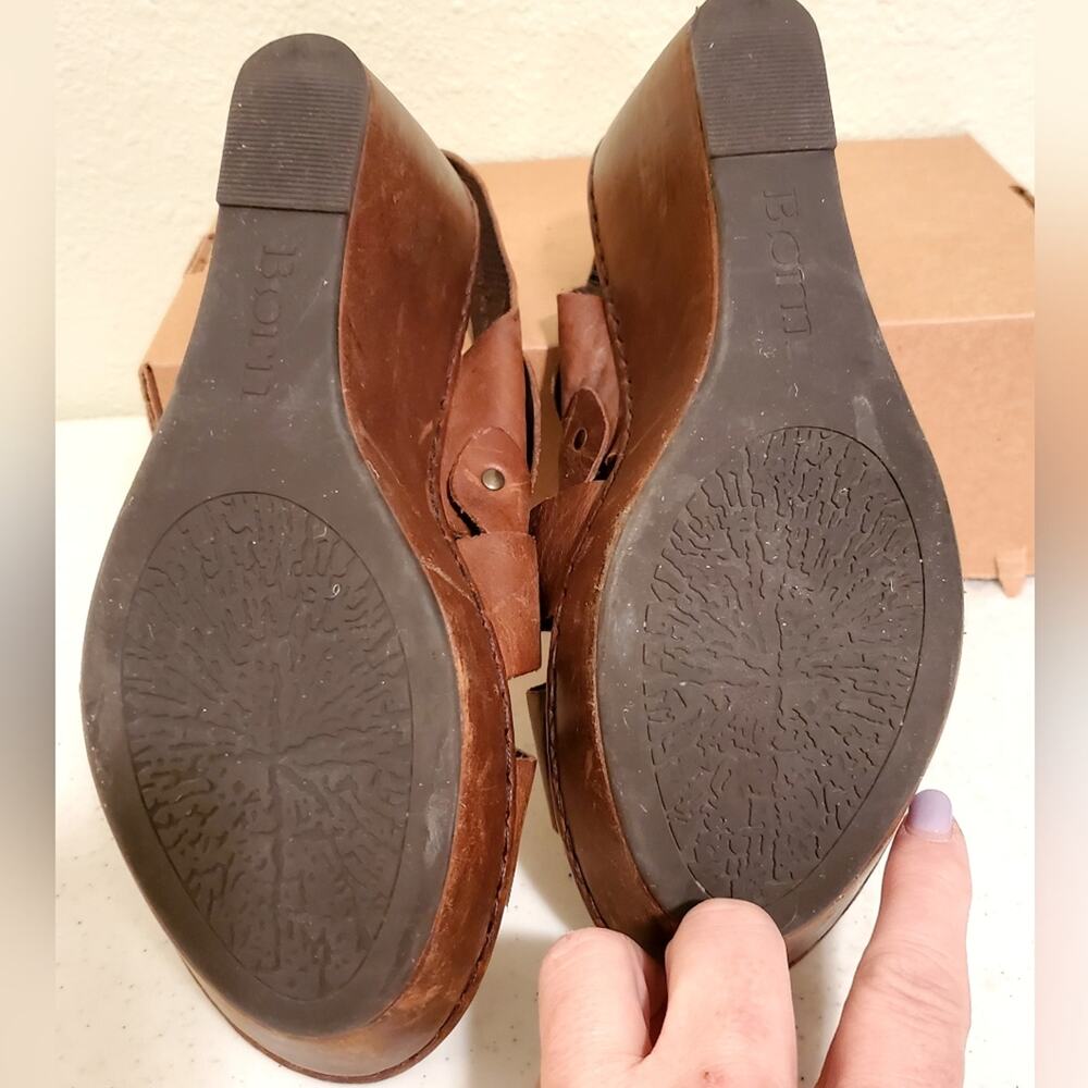 Sz 8/39 BORN Brown Leather Covered Platform Wedge Boho Cross Strap Sandals - Picture 7 of 9